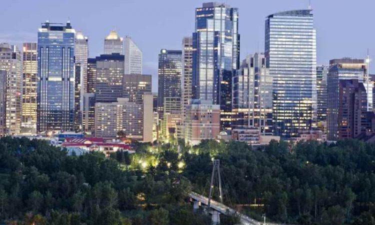 Cheap Flights from Deer Lake to Calgary