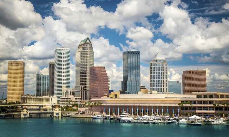 Cheap Flights from Kelowna to Tampa