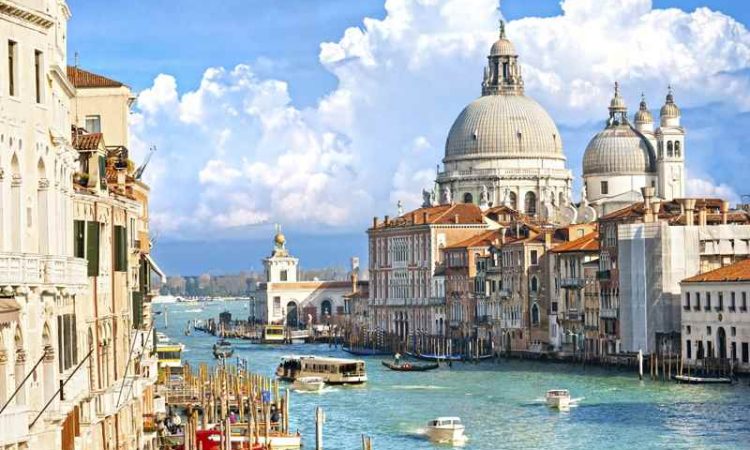 Cheap Flights from London to Venice
