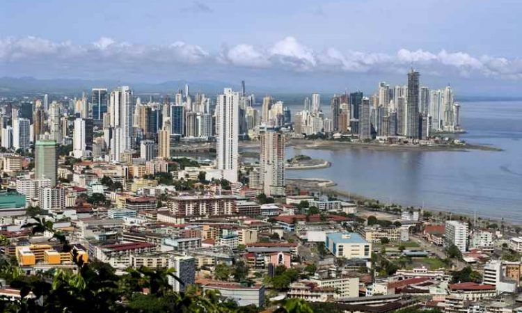 Cheap Flights from Montreal to Panama City