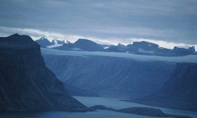 Cheap Flights to Nunavut