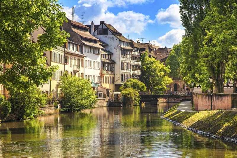 Cheap Flights to France