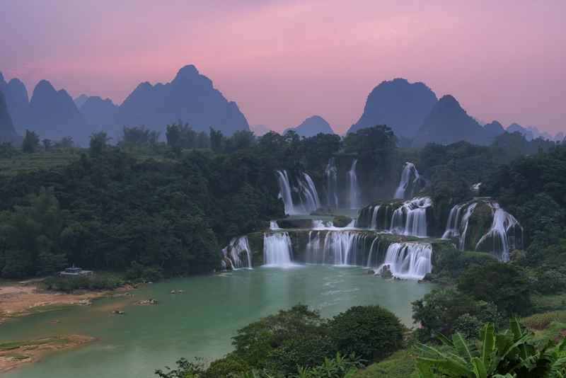 Cheap Flights to Vietnam