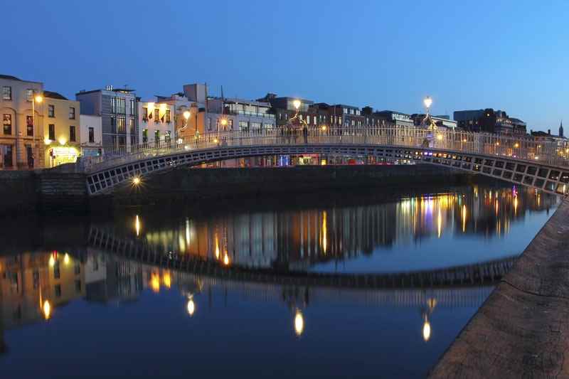 Cheap Flights from Abbotsford to Dublin