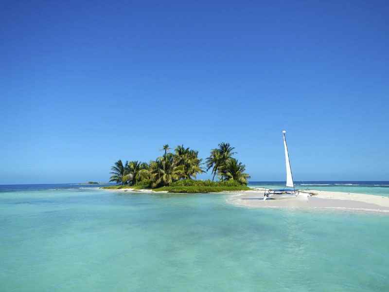 Cheap Flights from Calgary to Belize City
