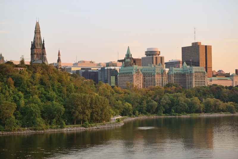 Cheap Flights from Quebec City to Toronto
